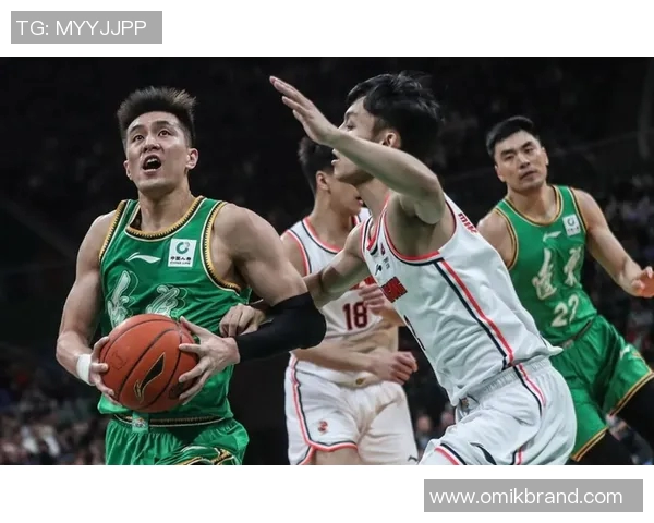 30轮激战吉林对决广东双方争夺季后赛名额悬念重重